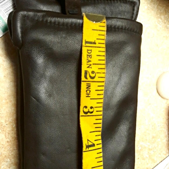 NWT, Leather gloves w/premium sheepskin - Picture 7 of 9